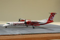 Bombardier Q400 1:144
