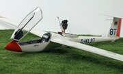 DG Flugzeugbau LS-8t Glider 1:32