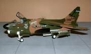 Vought A-7D Corsair II 1:48