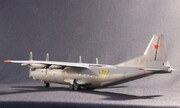 Antonov An-12BK Cub 1:144