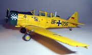 North American Harvard Mk.IV 1:48