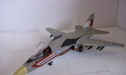 General Dynamics F-111A Aardvark 1:144