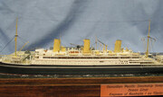RMS Empress of Australia 1:700