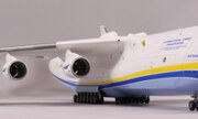 Antonov An-225 1:144