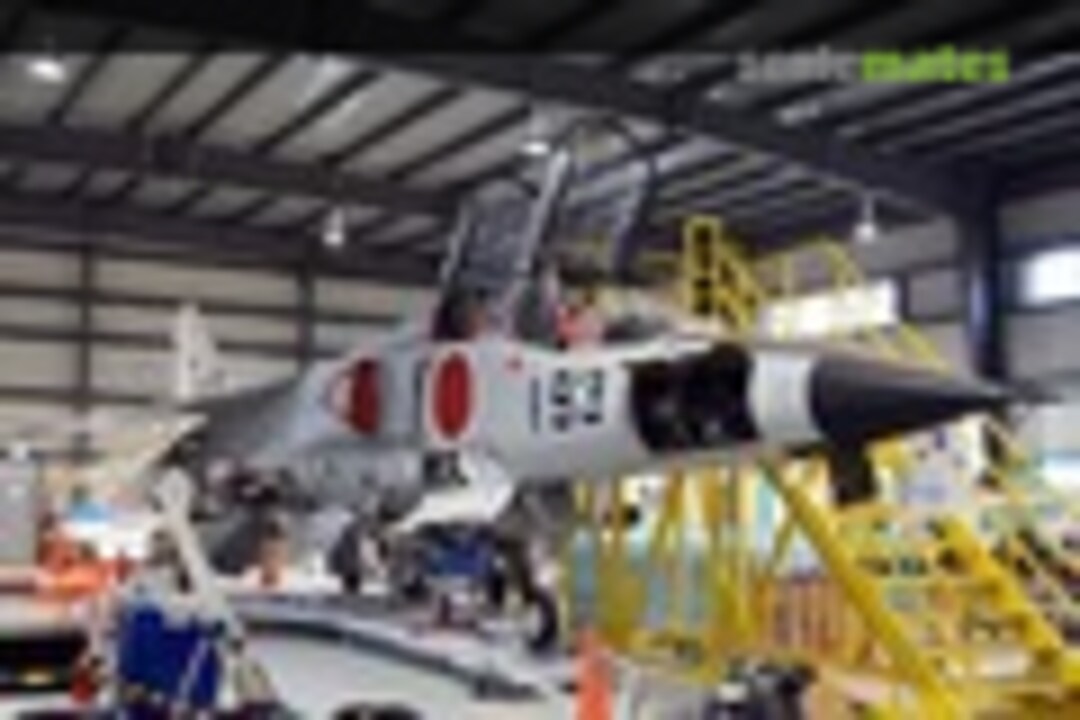 Mitsubishi T-2 Walkaround